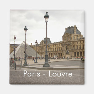 Louvre. Paris France Magnet