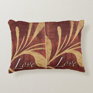love accent pillow