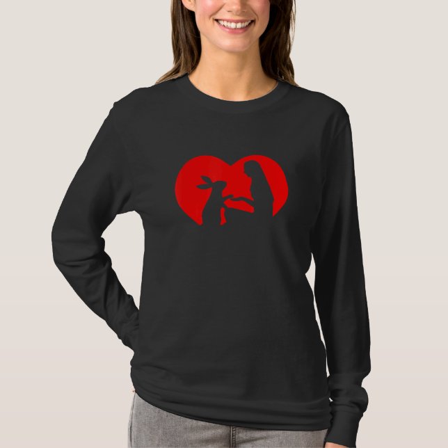 Love Bunnies Woman Heart Bunny Rabbit Bunny Heart T-Shirt (Front)