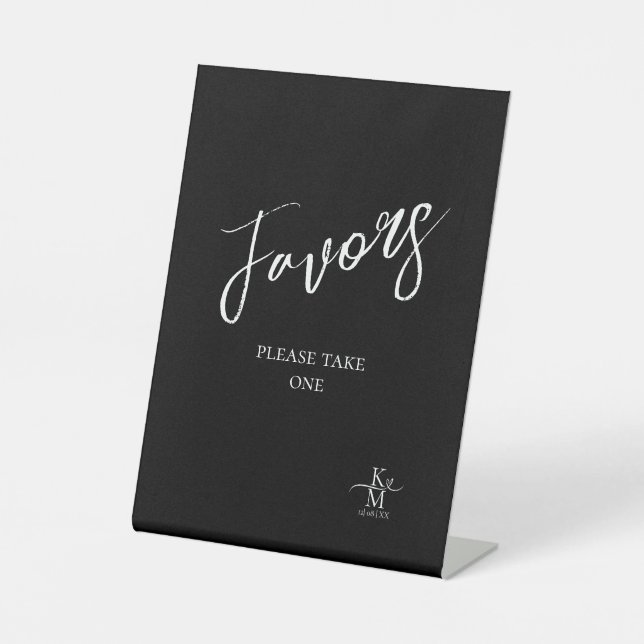 Love Calligraphy Favors Heart White ID940 Pedestal Sign (Front)