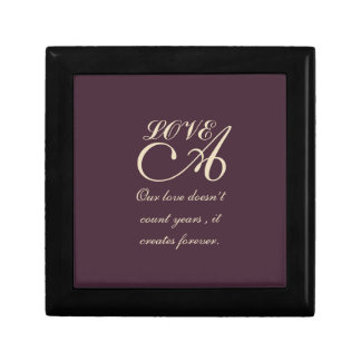 LOVE GIFT FOR MOM DAD SISTER DAUGHTER BROTHER GIFT BOX