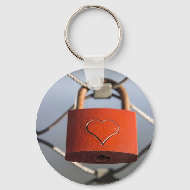 Love Heart Padlock Keychain (Front)