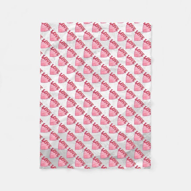 Love Heart Pattern Fleece Blanket (Front)