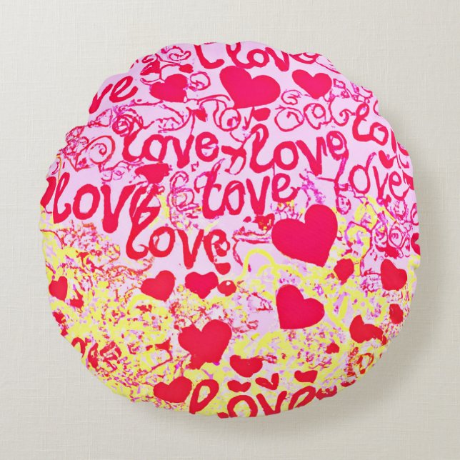 Love in Vibrant Color Pattern Round Pillow (Front)