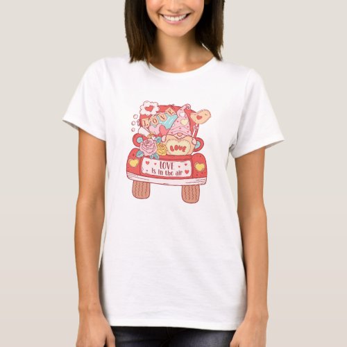 Love is in the air T_Shirt