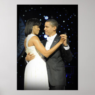 Love is in the Air, The First Couple Dancing II Poster