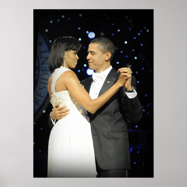 Love is in the Air, The First Couple Dancing II Poster (Front)