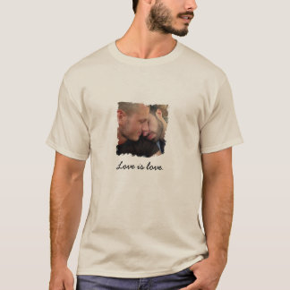 Love is love #1 T-Shirt