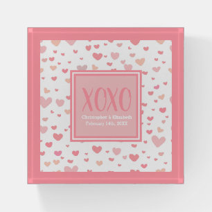 Love Keepsake Names Date Cute Hearts Pink XOXO Paperweight