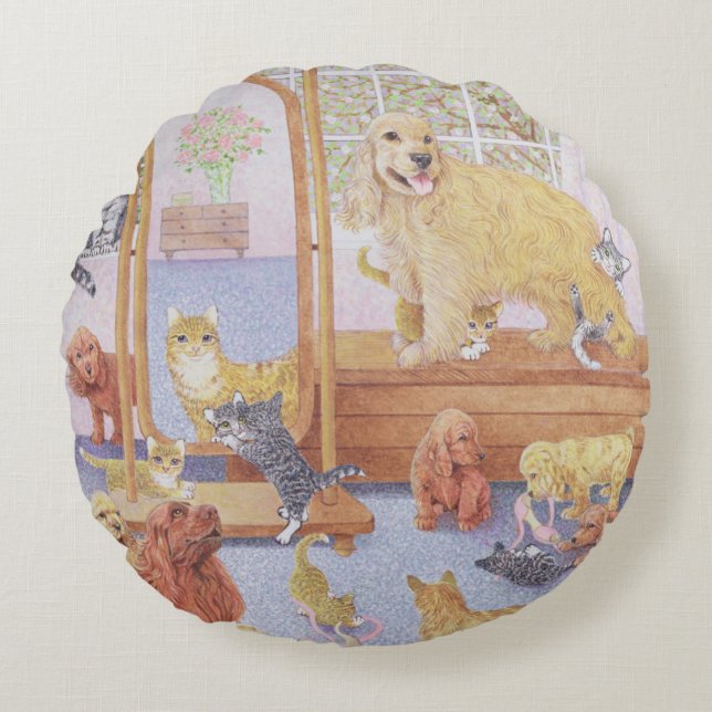 Love knows no bounds round pillow (Front)