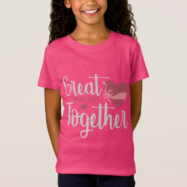 love mom T-Shirt (Front)