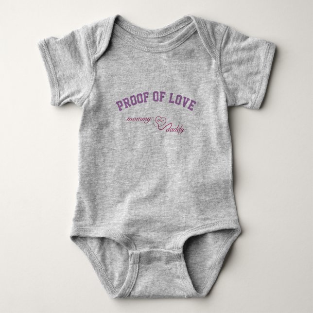 Love mommy and daddy baby bodysuit (Front)