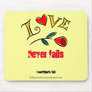 LOVE never fails ROSE Mouse Pad