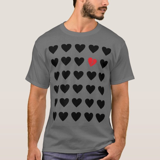 love outcast T-Shirt (Front)