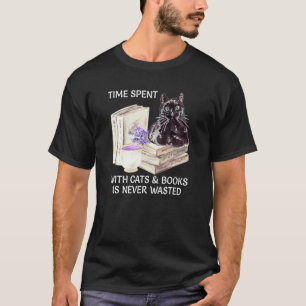 Love Reading Books And Black Cats Watercolor Art T-Shirt