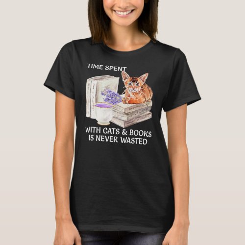 Love Reading Books And Orange Cats Design T_Shirt