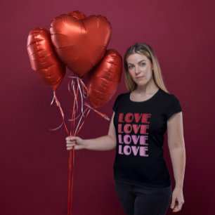 Love Repeating Text Valentine's Day I Love You T-Shirt