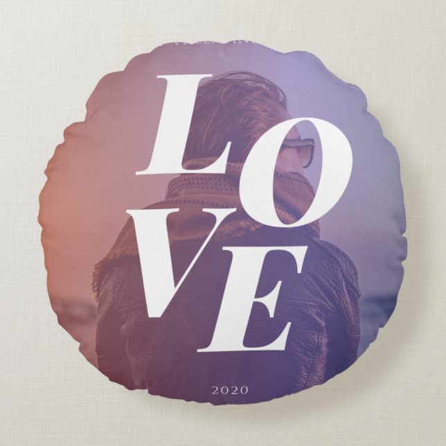 Love  round pillow (Front)