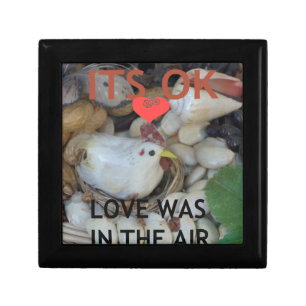 Love was in the Air Gift Box