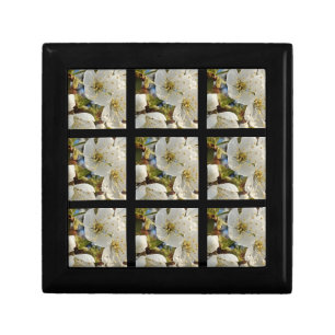 Lovely Springflower Grid Gift Box