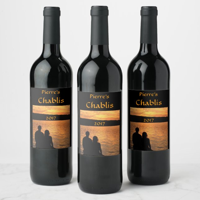 Lovers at Sunset Lake Wine Label (Bottles)