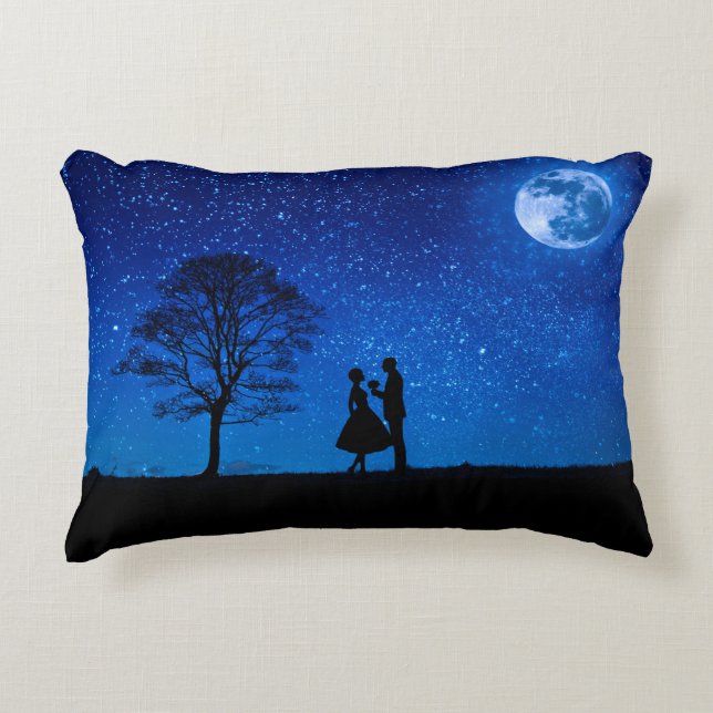 Lovers under a full moon    accent pillow (Front)