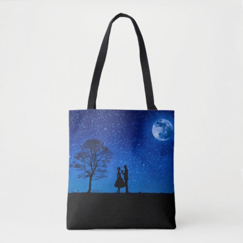 Lovers under a full moon       tote bag