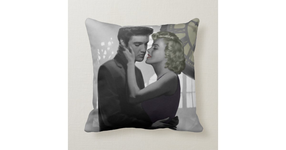 Love's Return Throw Pillow