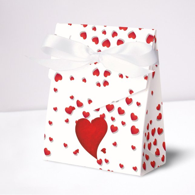 Loving Hearts Favor Boxes (Creator Uploaded)