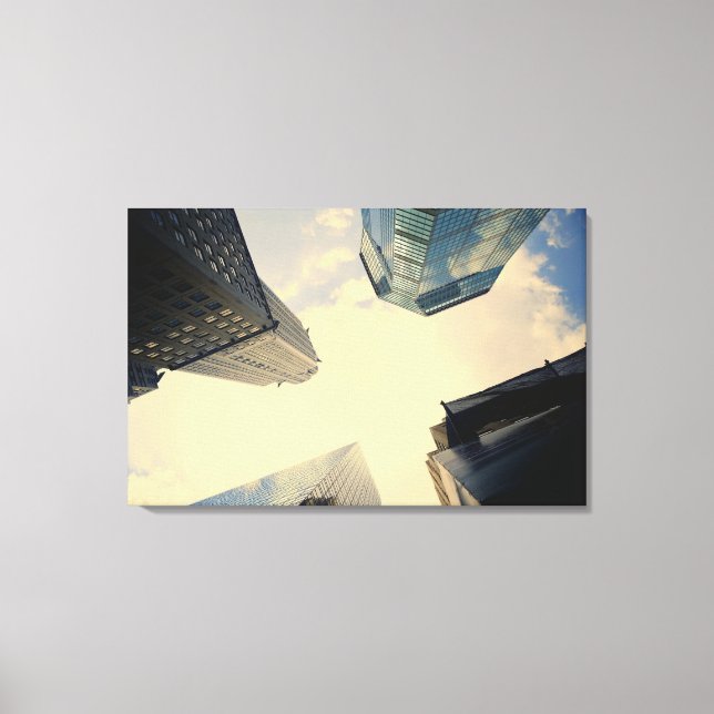 Low angle of the Chrysler Building Canvas Print (Front)