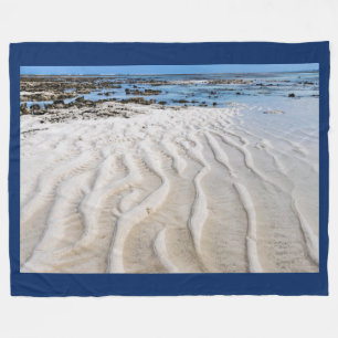 Low tide fleece blanket
