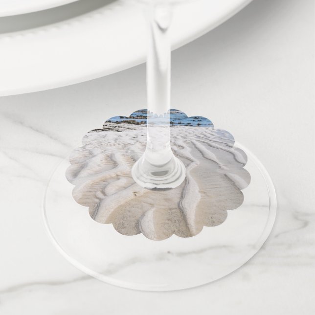 Low tide wine glass tag (Close Up)