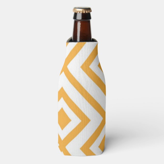 Lozenge shaped geometric pattern bottle cooler (Bottle Front)
