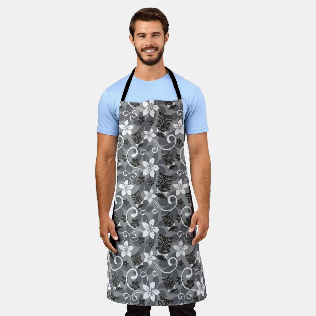 LUAU TIKI PATTERN (CHARCOAL) APRON (Worn)