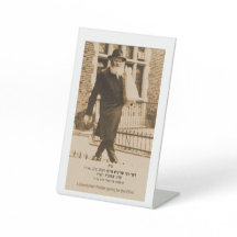 Lubavitcher Rebbe going to the Ohel. 770. Chabad