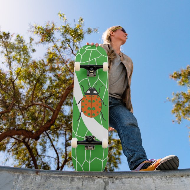 Luckiest Bug In The World Circle Version Skateboard (Outdoor 1)