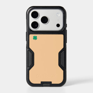 Lucky 4 Leaf Irish Clover tan iPhone 17 Pro case