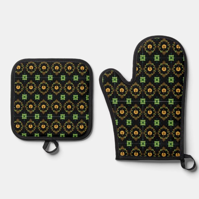 Lucky Clover 🍀 A Timeless Symbol of Good Fortune Oven Mitt & Pot Holder Set (Front)
