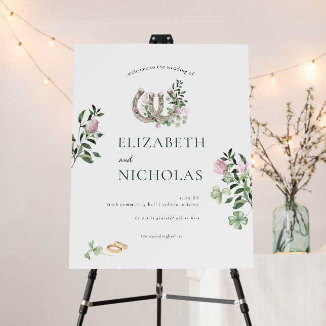 Lucky In Love | Wedding Welcome Sign (In Situ (Stand))
