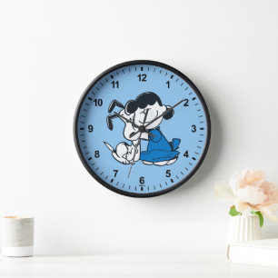 Lucy Hugging Snoopy Clock