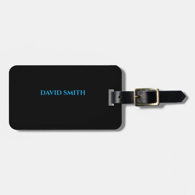 Luggage tag with personalized name. (Front Horizontal)