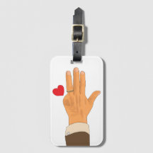 Lula's left hand and a heart