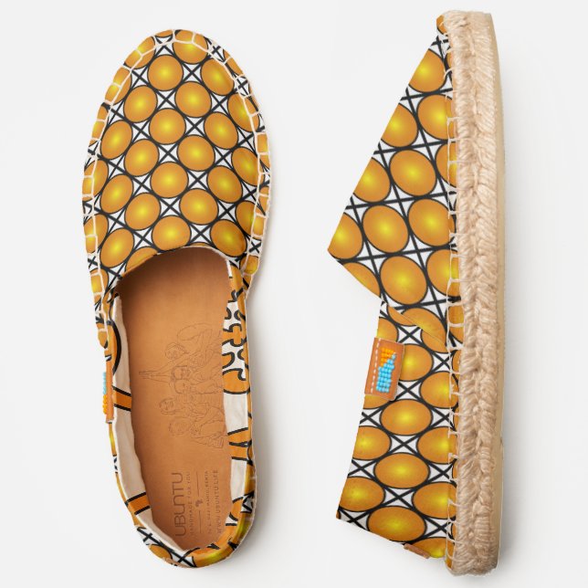 Luminous Golden Dots Black White Lattice Pattern Espadrilles (Side)