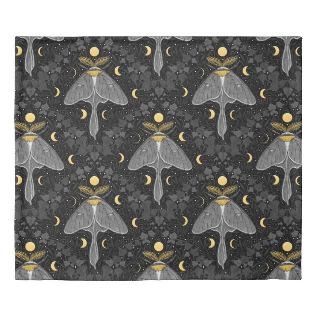 Luna moth, moon phases and ivy damask pattern duvet cover (Front)
