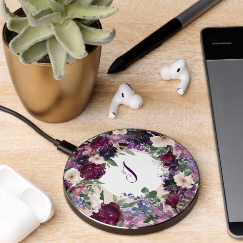 Lush Purple and Lilac Cream Flowers Wireless Charg