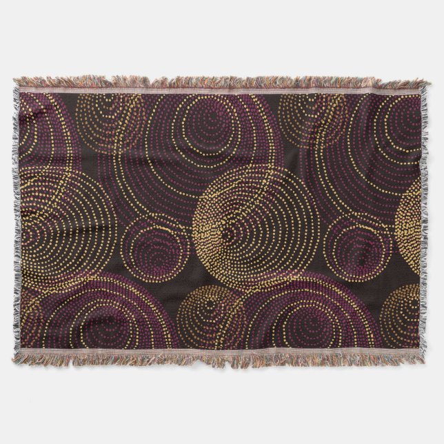 Luxurious Gold Geometric Print Throw Blanket (Front)