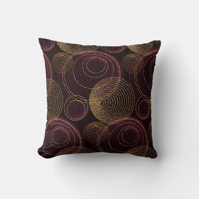 Luxurious Gold Geometric Print Throw Pillow (Front)