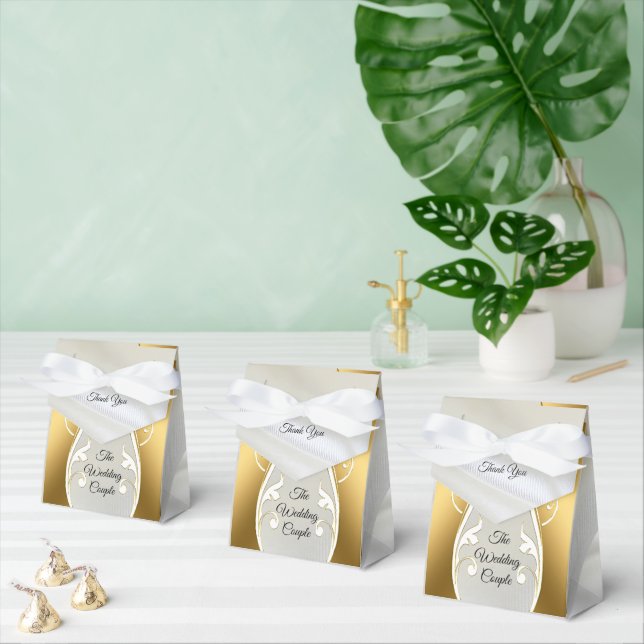 Luxurious, White, Flowing Silk & White Roses. Favor Boxes (Multiple)