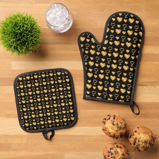 Luxury Black Gold Foil Hearts  Oven Mitt & Pot Holder Set (Top Down)