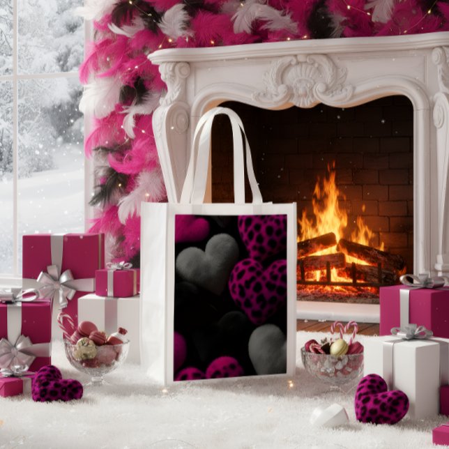 Luxury Dark Romantic Heart Gift Bag (Creator Uploaded)